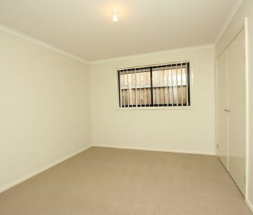 "Large Family Home" - Photo 3