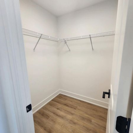 For Lease - 575 Conklin Road Unit# 402, Brantford, Ontario - Photo 2