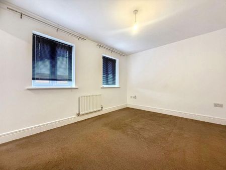 3 bedroom detached house to rent - Photo 3