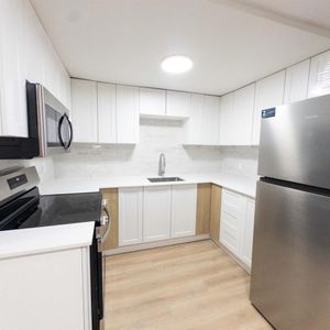 4 Bedroom - 1683 Rue Rachel Est, Montréal - Photo 2