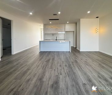 Brand new 4 bedroom coming available from Mid March - Photo 5