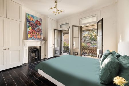 Four Bedroom Terrace with Rear Lane Access and Lock Up Garage - Offered Unfurnished - Photo 4