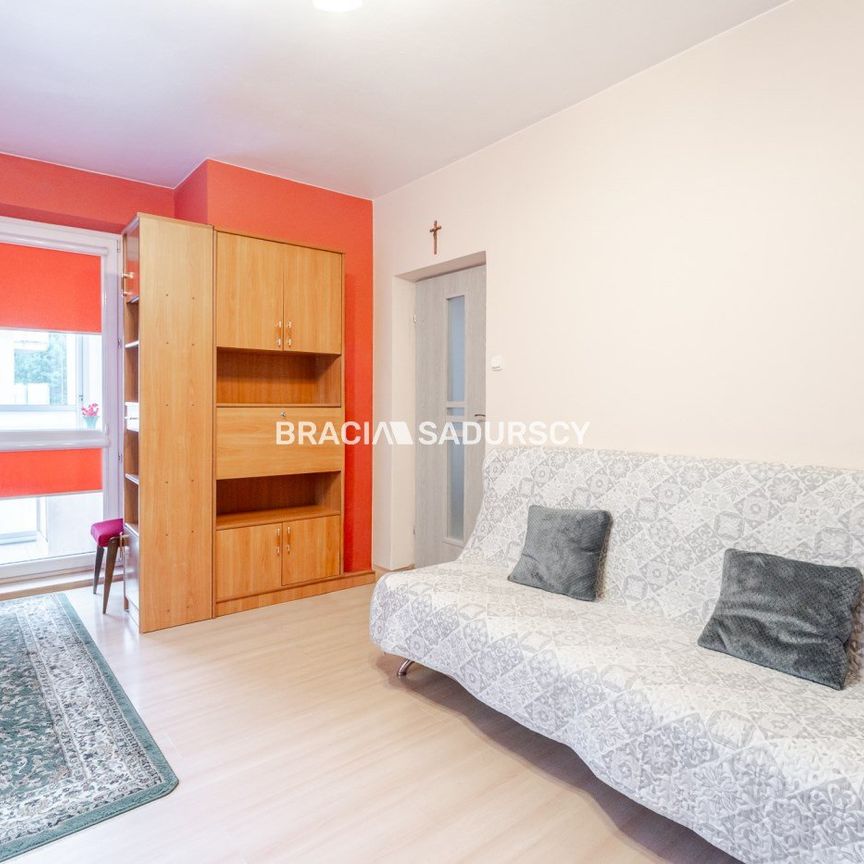 Komfortowa kawalerka z balkonem - od zaraz - Photo 1