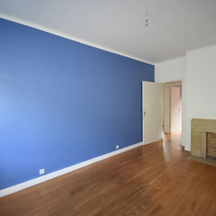 Location Appartement 4 pièces 108m² ST LO 50000 - Photo 1