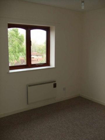 Mendip Court, Street, BA16 - Photo 3