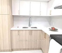 Detached Home For Lease | N9230924 - Photo 2