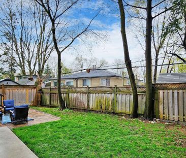 For Lease - 226 Browndale Crescent Unit# Main Floor, Richmond Hill,... - Photo 1