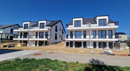 Großzügiger Wohnbereich - Photo 4