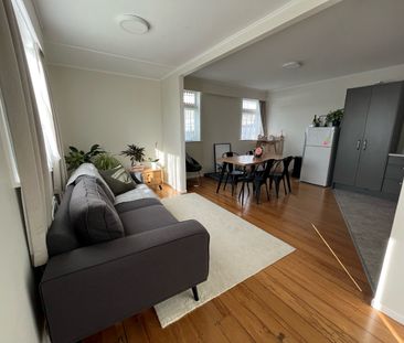 GLEN EDEN - Lovely 2 Bedroom - Photo 2