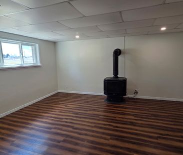 For Lease - 7324 5 Side Road, Wellington North, Ontario - Photo 1