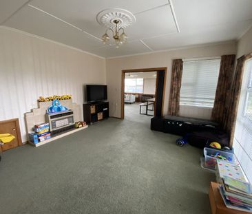 187 Waihi Road,Hawera - Photo 1