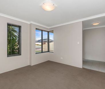 Family 4 Bedroom 2 Bathroom Home on Southport - Photo 6
