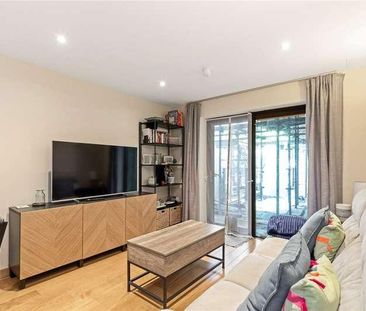 Terrace Apartments, Drayton Park, London, N5 - Photo 1