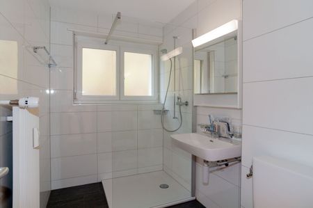 4.5 Zimmer, 90 m², 2. Stock - Foto 3