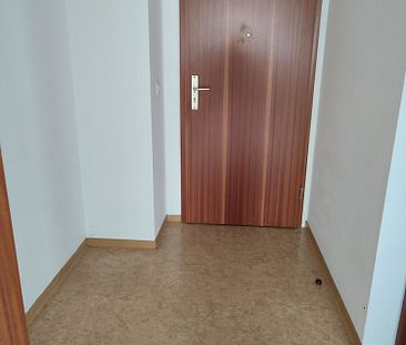 Alles NEU!! Tolle renovierte 3 Raumwohnung mit Balkon, im Dachgeschoss! - Foto 2