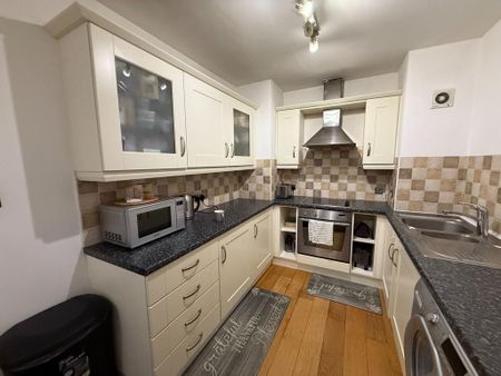 1 bedroom flat to rent - Photo 2