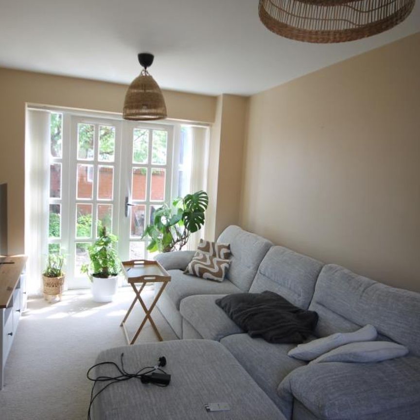 Harding Wood, Lightmoor - £1,100 pcm - Photo 1