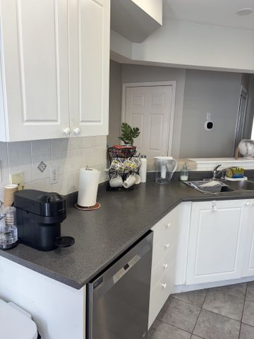 For Lease - 10 Vista Green Crescent, Brampton, Ontario - Photo 2