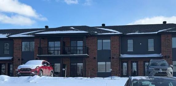 4 1/2 À LOUER (Bromptonville) - Photo 2