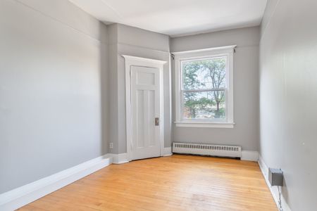 351 Elgin Street - B - Photo 5