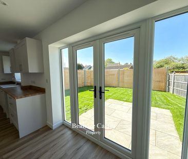 4 bedroom detached house to rent - Photo 3