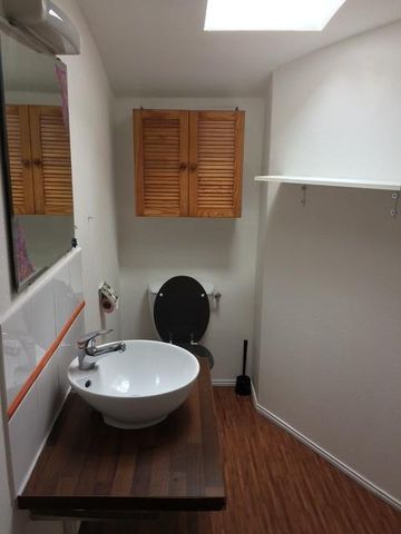 Location Appartement 2 pièces 33m² BORDEAUX 33000 - Photo 4