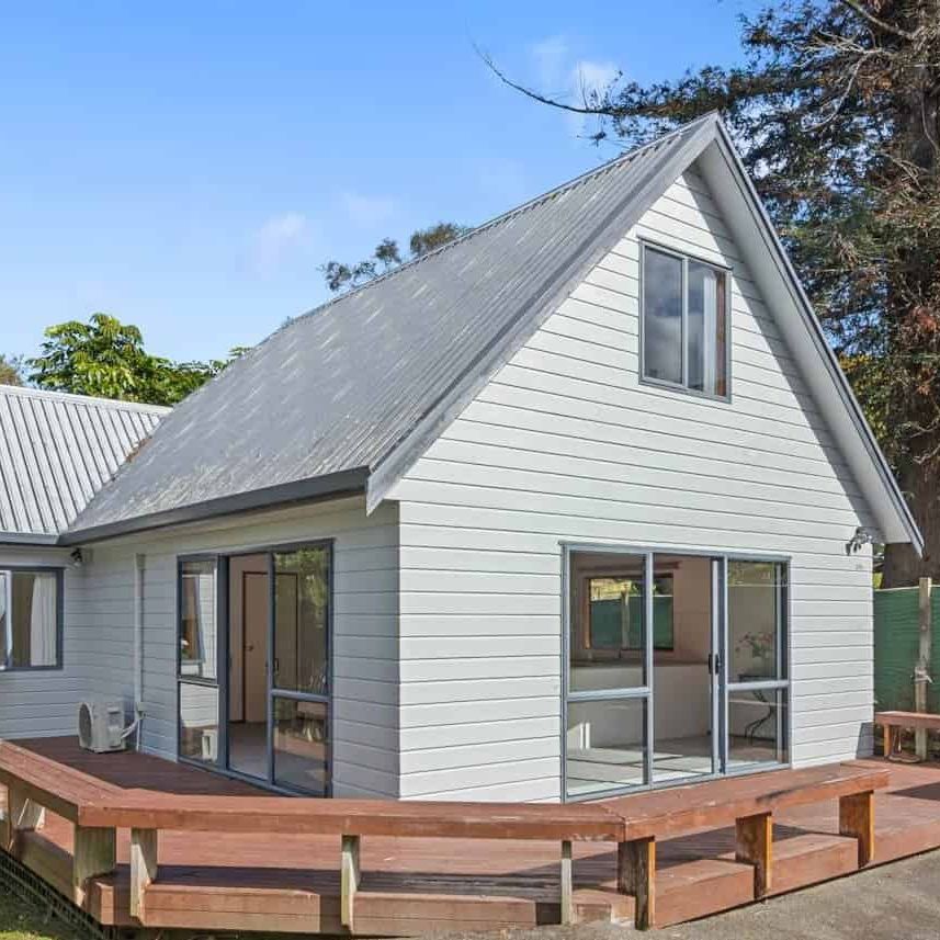 Modern Coastal Living – 2 Bedroom Unit in Torbay 29B Auld Street, Torbay, Auckland - Photo 1