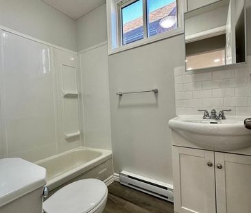 1 bedroom recently updated available immediately! - Photo 6