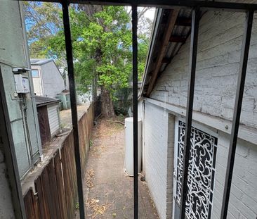 Chippendale - Photo 6