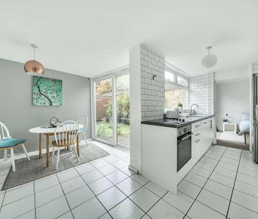 Acacia Grove, New Malden, KT3 - Photo 6