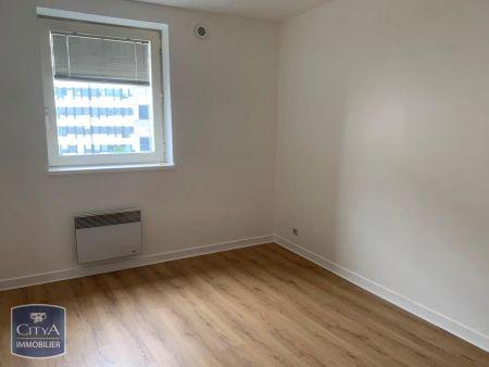 Appartement à louer 3 pièces 65.4m² - Photo 2