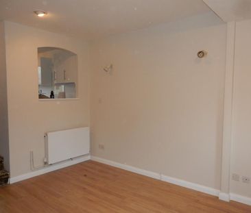 1 bedroom terraced house to rent - Photo 5