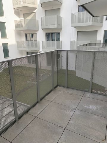 Poznań, ul. Stanisława Barańczaka - Photo 2