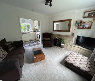2 bedroom end of terrace house to rent - Photo 2