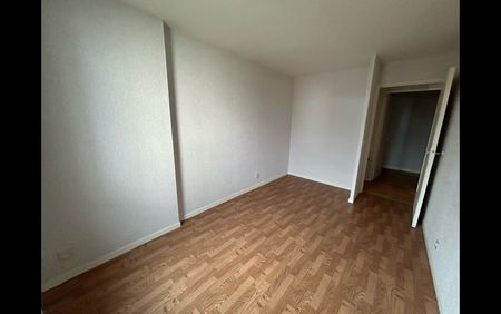 Location Appartement 4 pièces 80 m² La Châtre - Photo 4