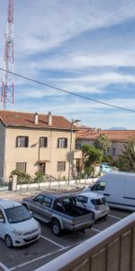 Location Appartement 1 pièce 43m² - Photo 4