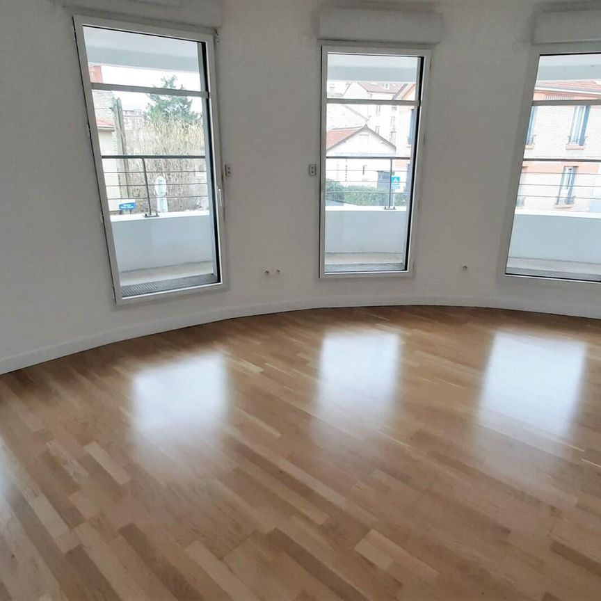 location Appartement T4 DE 73.59m² À MAISONS ALFORT - Photo 1