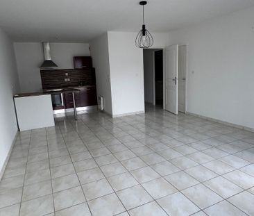 Location Appartement 2 pièces 55m² - Photo 5