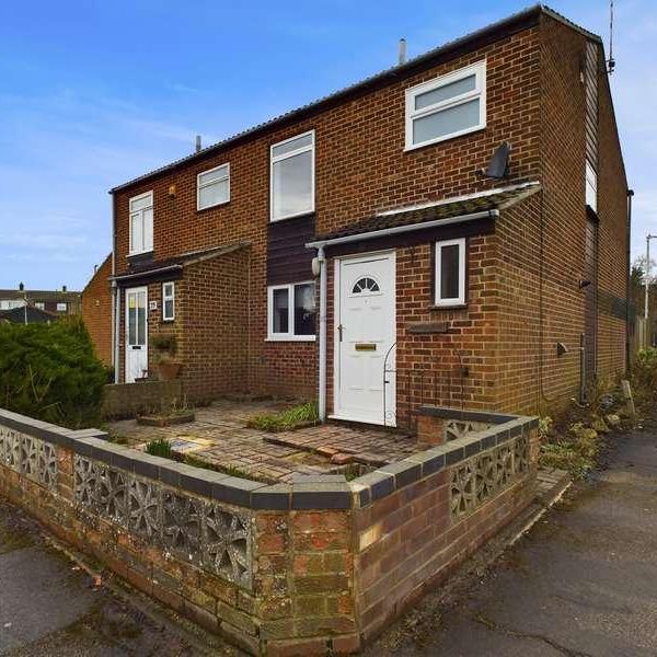 Hillbrow Lane, Ashford, TN23 - Photo 1