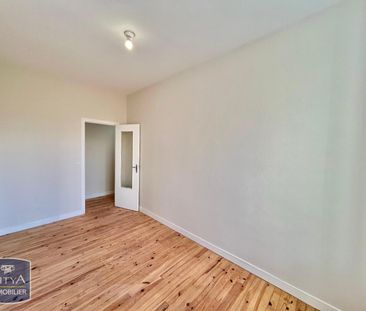 Location Appartement 4 pièces 65m² ST ETIENNE 42000 - Photo 3