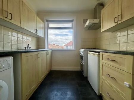Gannon Road, Worthing, BN11 1 bedroom flat to rent - Photo 3