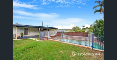 Spacious Family Home with Pool & Deck - Photo 3