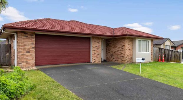 Spacious 4-Bedroom Family Home in Mangere - Photo 1