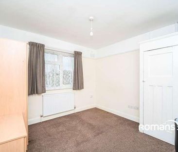 Newcroft Close, Uxbridge, UB8 - Photo 4