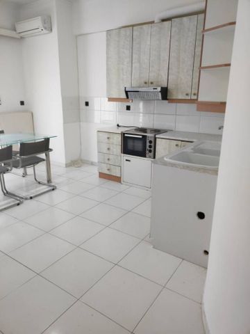 Studio/Γκαρσονιέρα για ενοικίαση Παντοκράτορος - Αρχαίο Ωδείο (Πάτρα) - Φωτογραφία 5