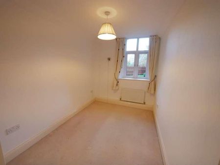 Oakley Hall, Cirencester, GL7 - Photo 3