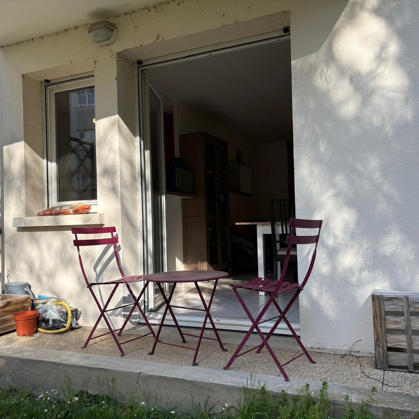 Location Appartement 2 pièces 48m² LA RICHE 37520 - Photo 1