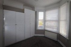 York Road, Southend-On-Sea - Photo 4