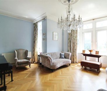 4 bedroom end of terrace house to rent - Photo 4