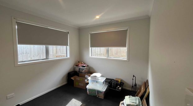 Sunny 2 bedroom for rent!! - Photo 1